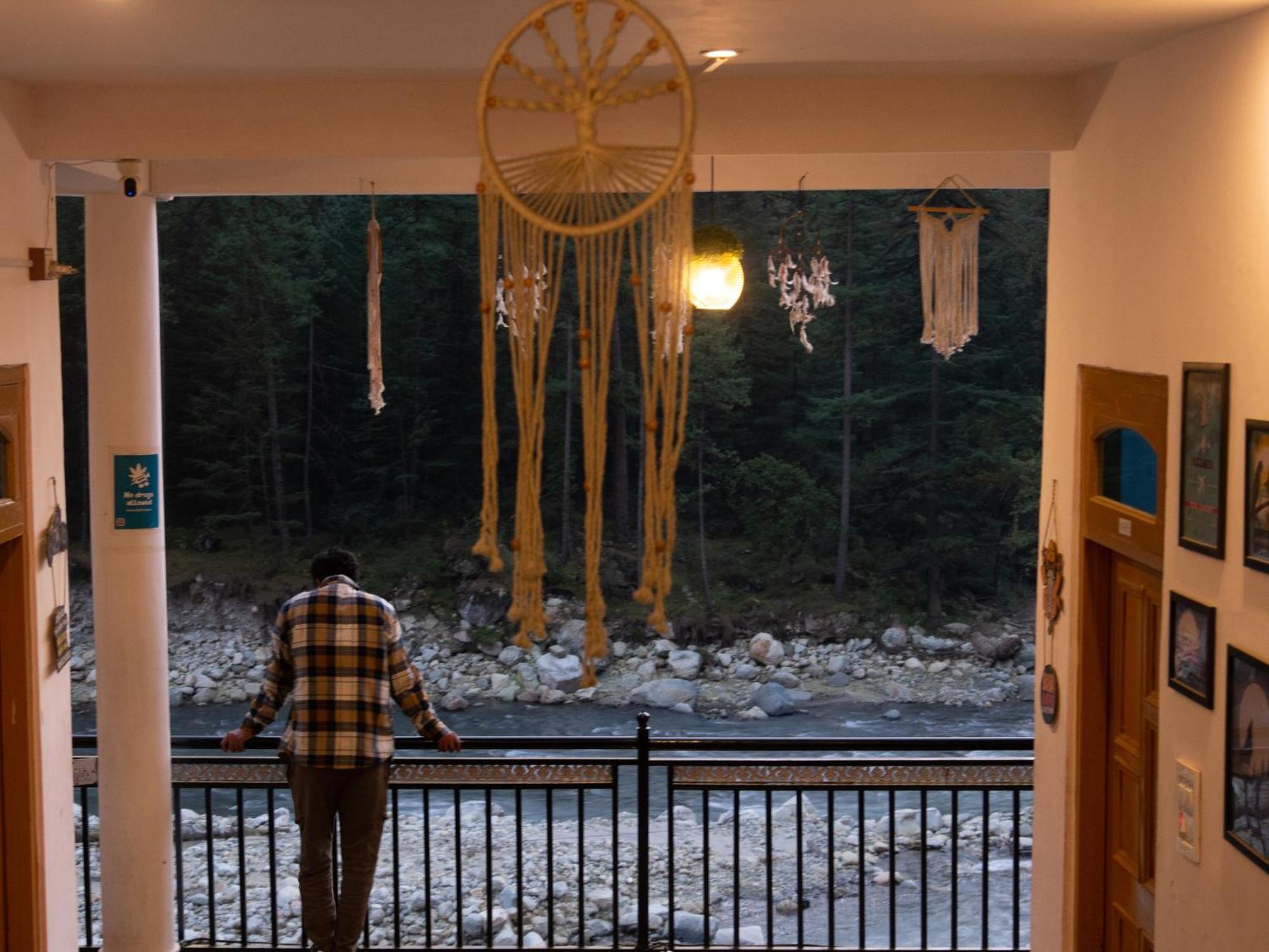 Wabi Sabi Riverside Hostel Kasol Ngoại thất bức ảnh