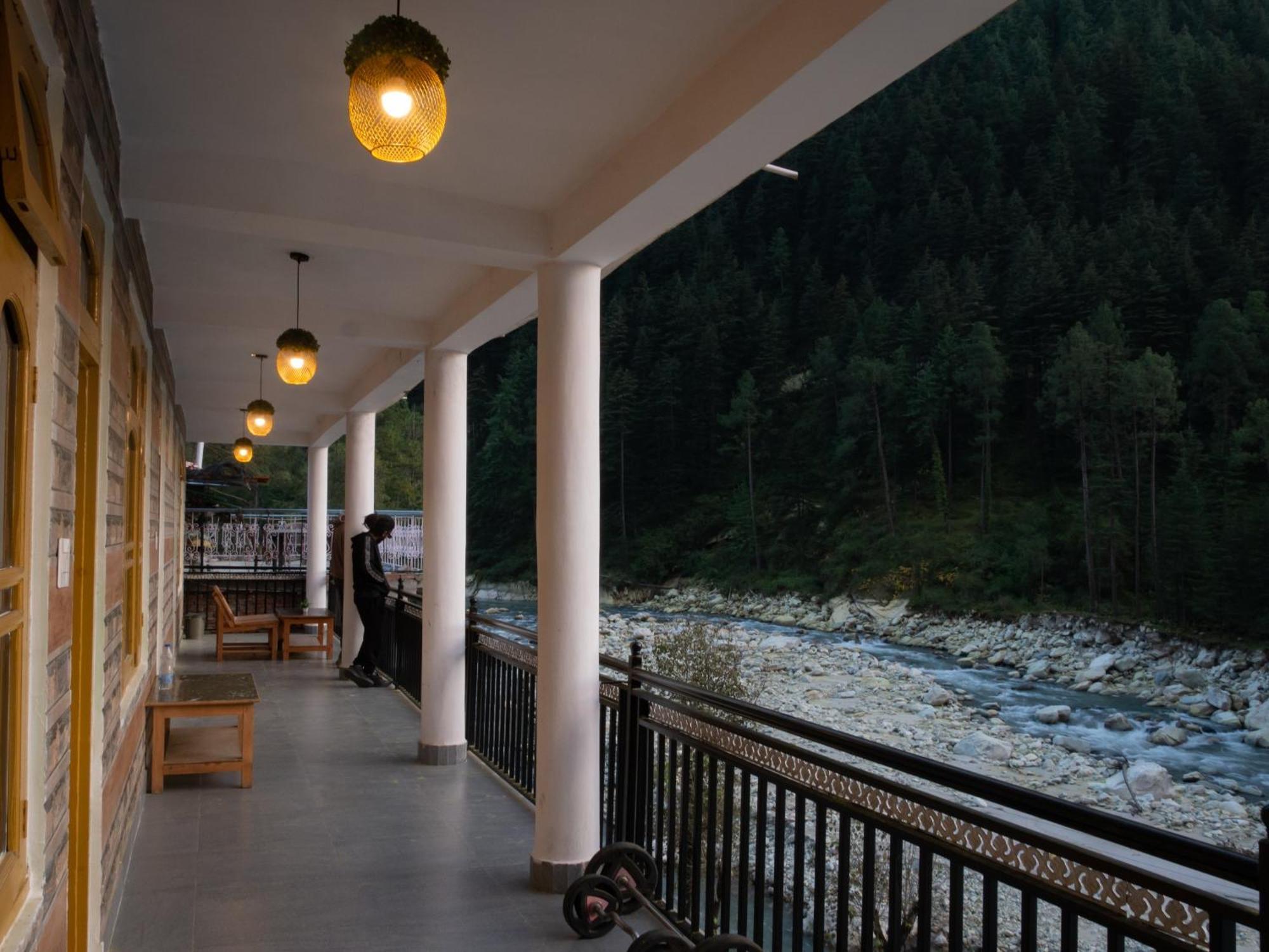 Wabi Sabi Riverside Hostel Kasol Ngoại thất bức ảnh